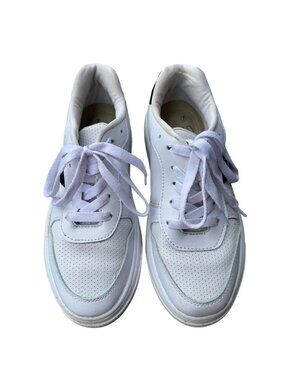 Pink Lily Women's Sneakers White/Black Pre-Owned Low-Top Casual Lace-Up